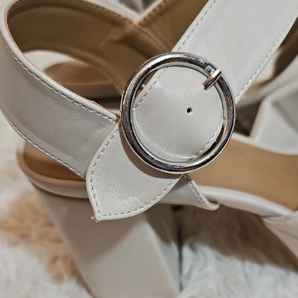 Journee Collection Beige Platform Sandals